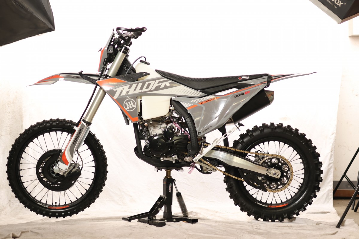 jhlmoto.ru-jhl-zr6-nb300-jhlofr-enduro-5-1200x800